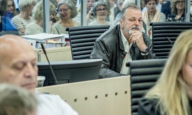 image: Ukjent drama i kulissene: Ville fjerne Cappelen fra rettssalen